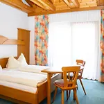 Hotel Erlebnishotel Kaernten Obervellach