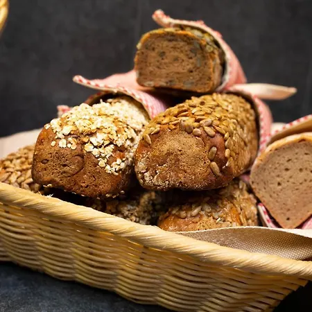 Отель Erlebnishotel Kaernten Оберфеллах