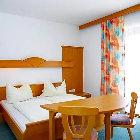 酒店 Erlebnishotel Kaernten